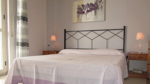 Unclassified image, 2 of 19, button - Come In Sicily - Beachfront House (Santa Croce Camerina)