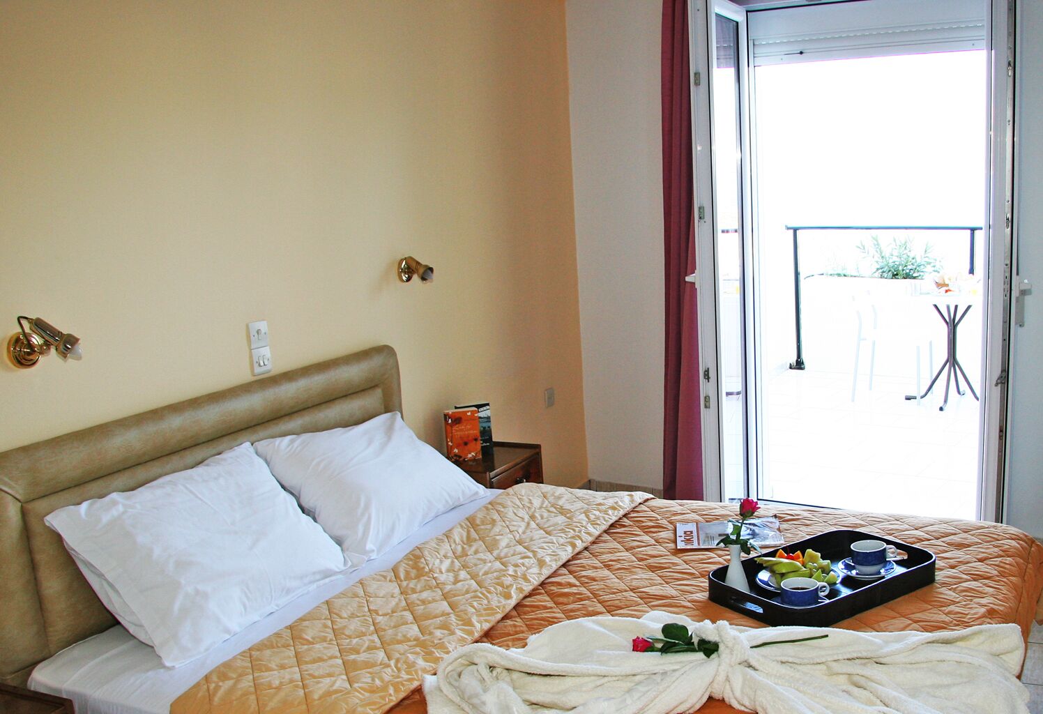 Double Room (1 Adult & 1 Child) | Minibar, in-room safe, desk, soundproofing