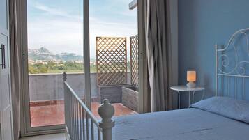 Superior Apartment, 2 Bedrooms, Ocean View | Premium bedding, iron/ironing board, cribs/infant beds, free WiFi
