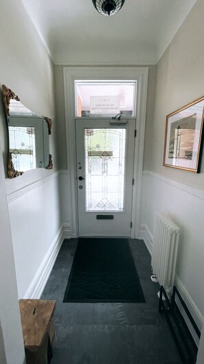 Televisión de pantalla plana