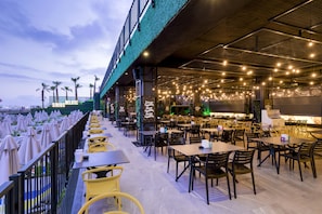 Beach bar