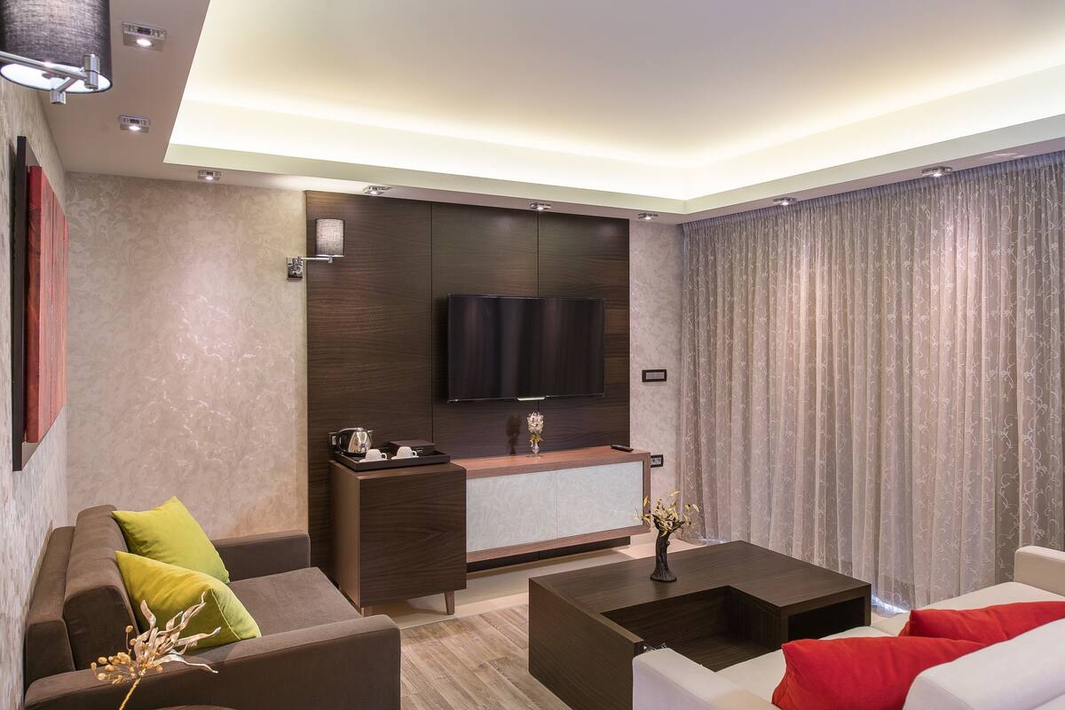 Duplex, Private Pool | Living room