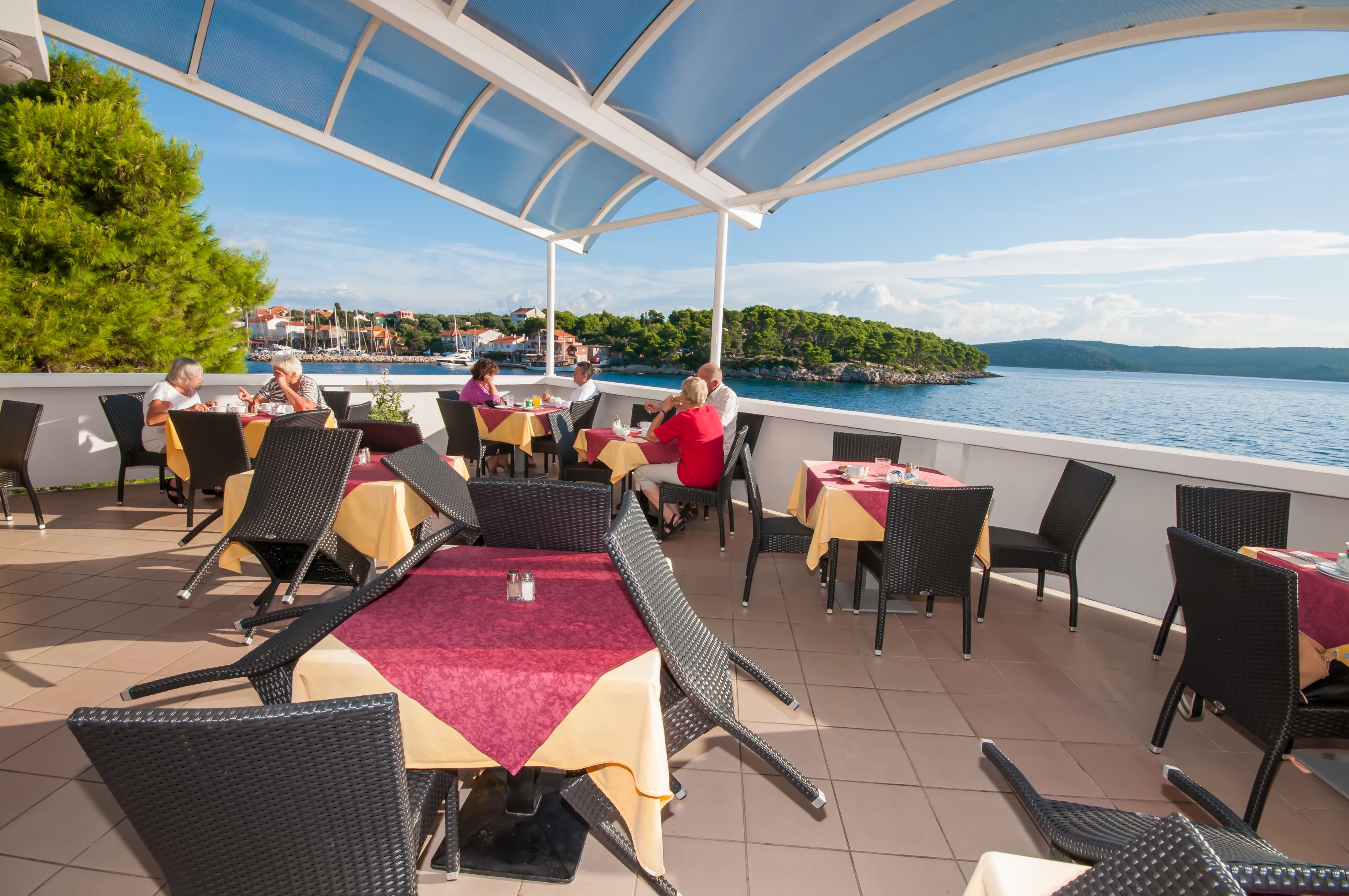 Breakfast, lunch, dinner served; Mediterranean cuisine 