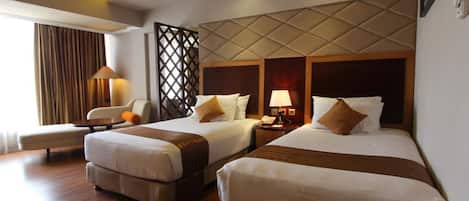 Superior Room | Desk, laptop workspace, free WiFi
