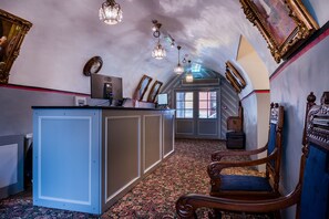 Reception - Three Crowns Residents (Tallinn)