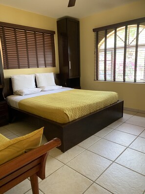 Deluxe Villa, 3 Bedrooms | 1 bedroom, premium bedding, in-room safe, desk - Casa Opal (Noord)