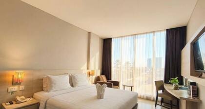 Grand Cakra Hotel