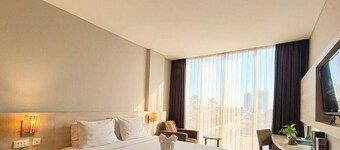 Grand Cakra Hotel
