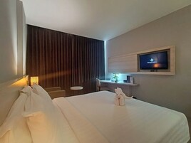 In-room safe, free WiFi, bed sheets, wheelchair access