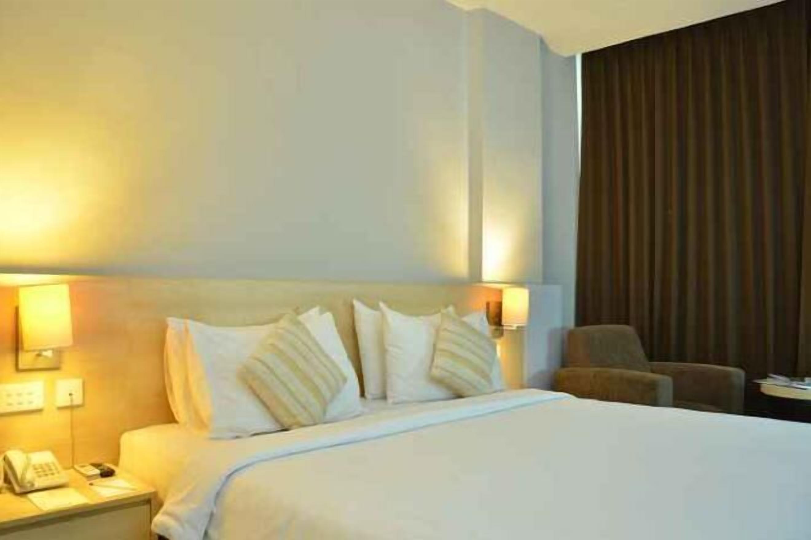 Coffres-forts dans les chambres, Wi-Fi gratuit, draps fournis