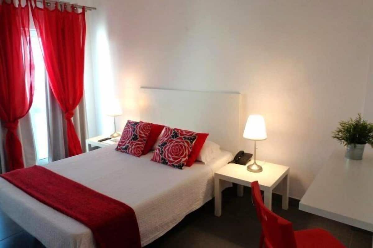 Single Room (Without Balcony) | In-room safe, desk, blackout drapes, cribs (free)