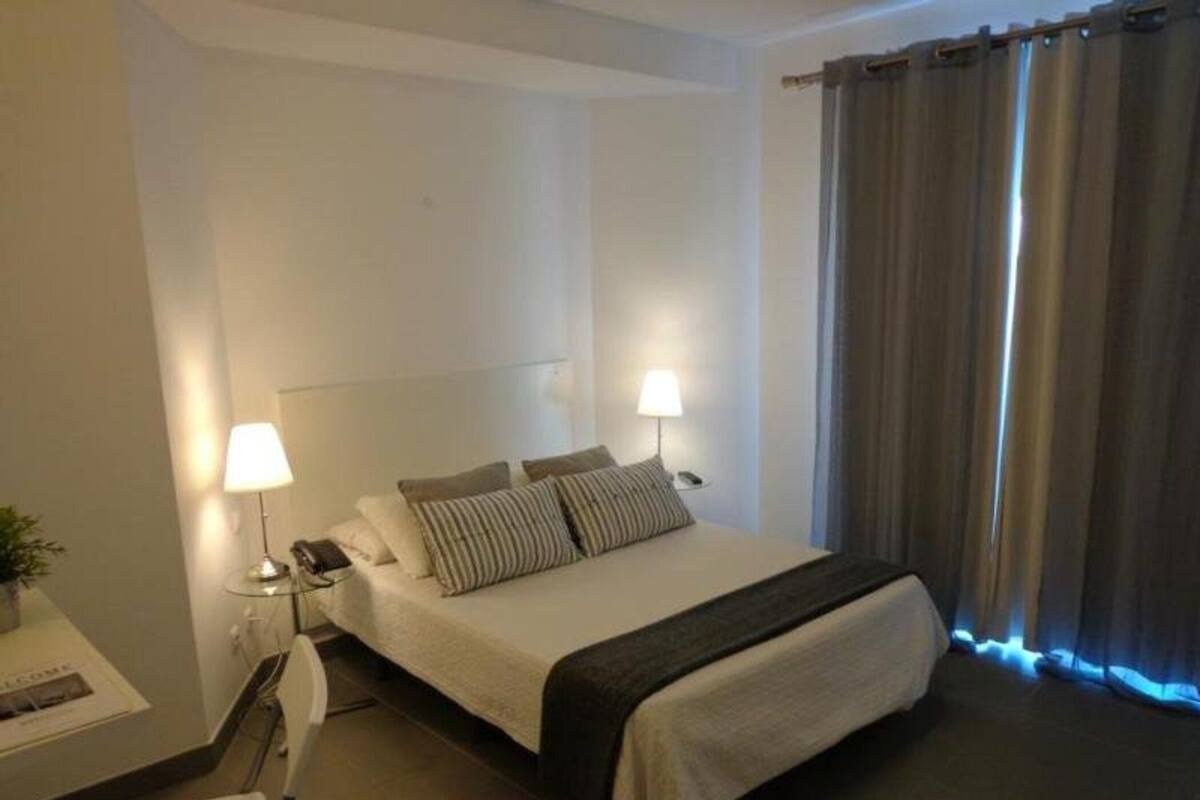 In-room safe, desk, blackout drapes, cribs (free)