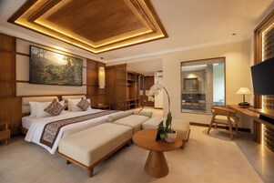 Suite Room with Lagoon View
