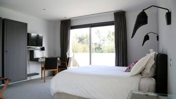 Literie de qualité supérieure, chambres insonorisées, Wi-Fi gratuit