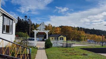 المنشأة من الخارج