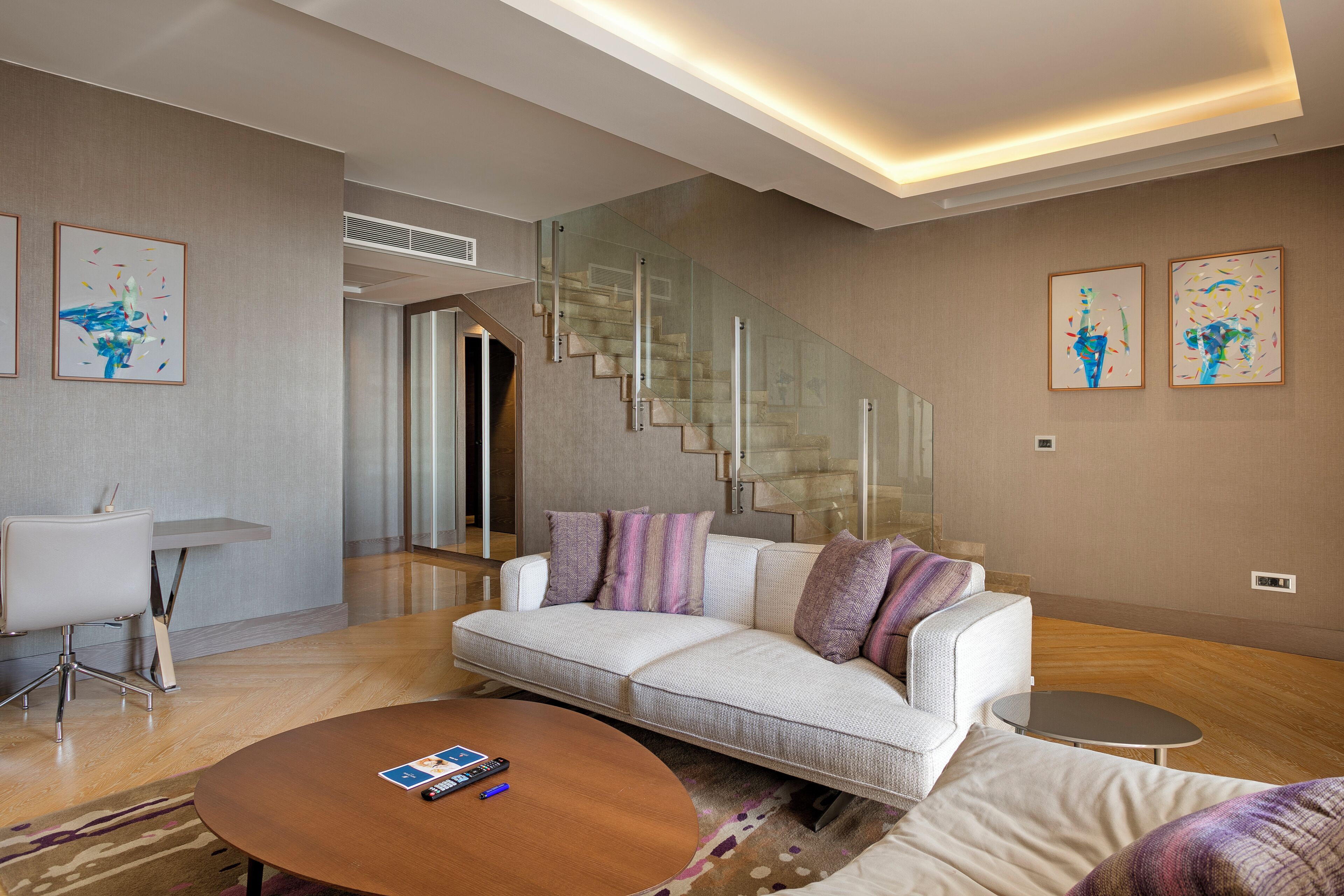 presidential suite | living area | 47-inch flat-screen tv with satellite channels, tv