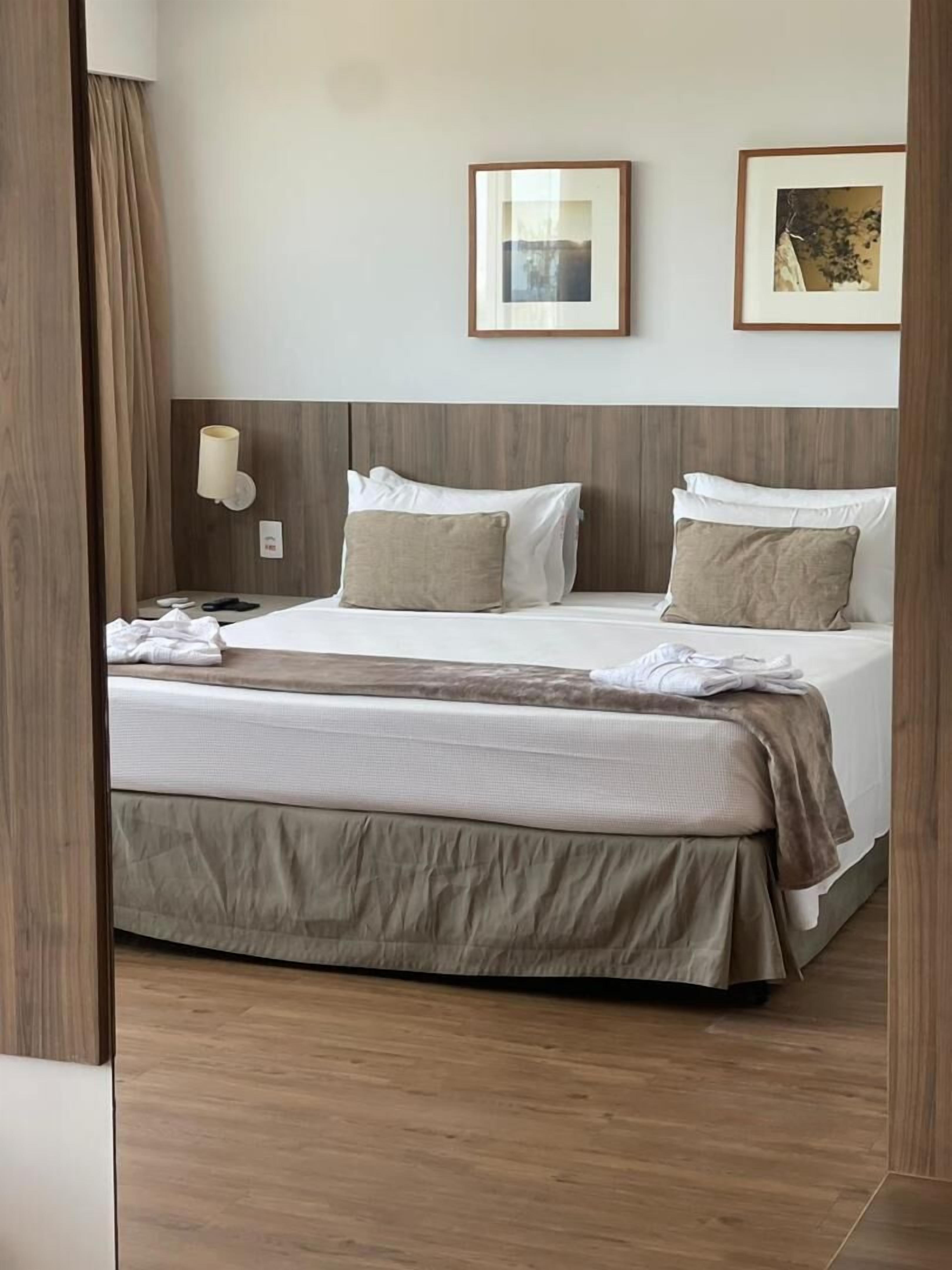 smart room - 1 cama queen | minibar, in-room safe, desk, blackout curtains