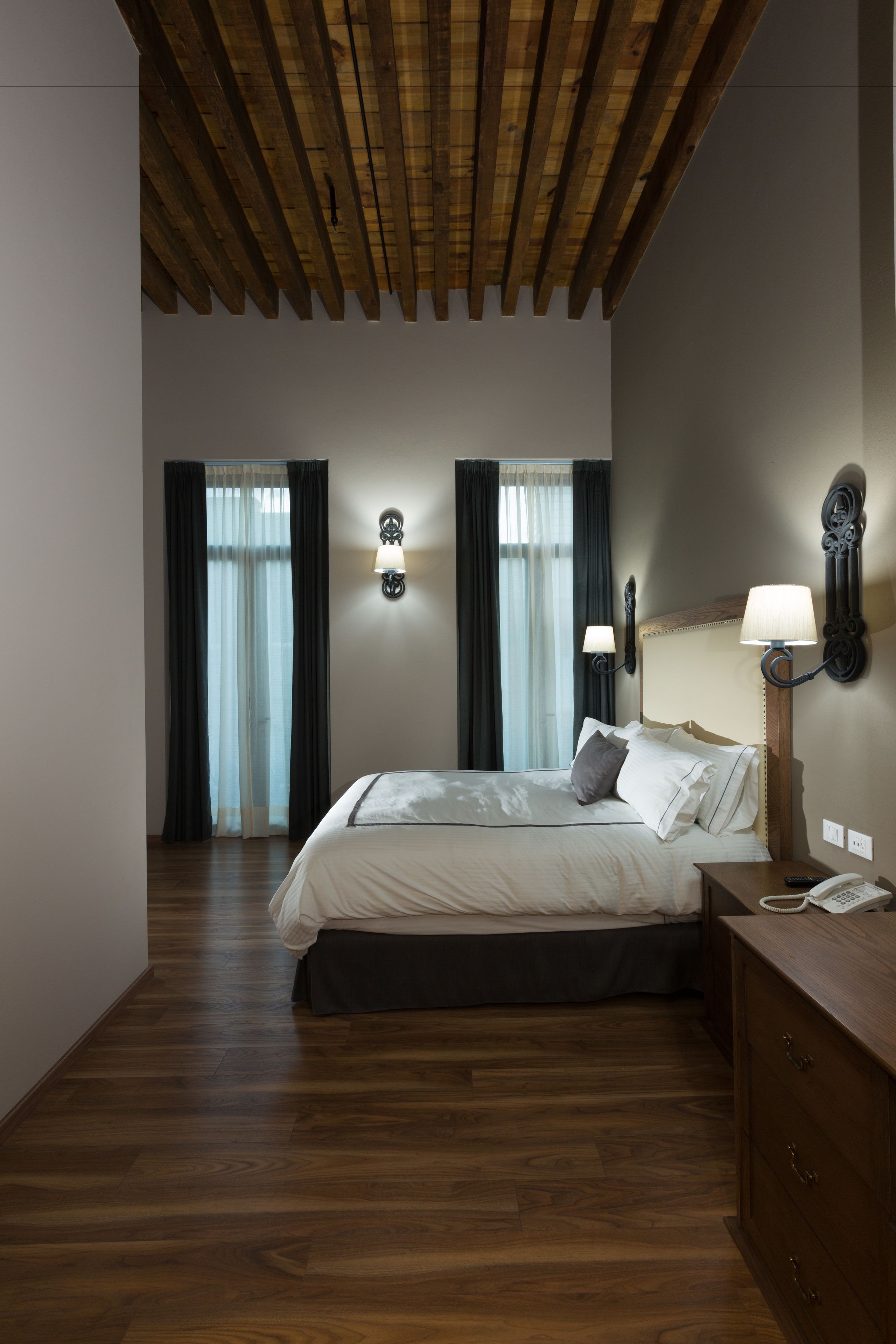 Premium bedding, down duvets, in-room safe, desk