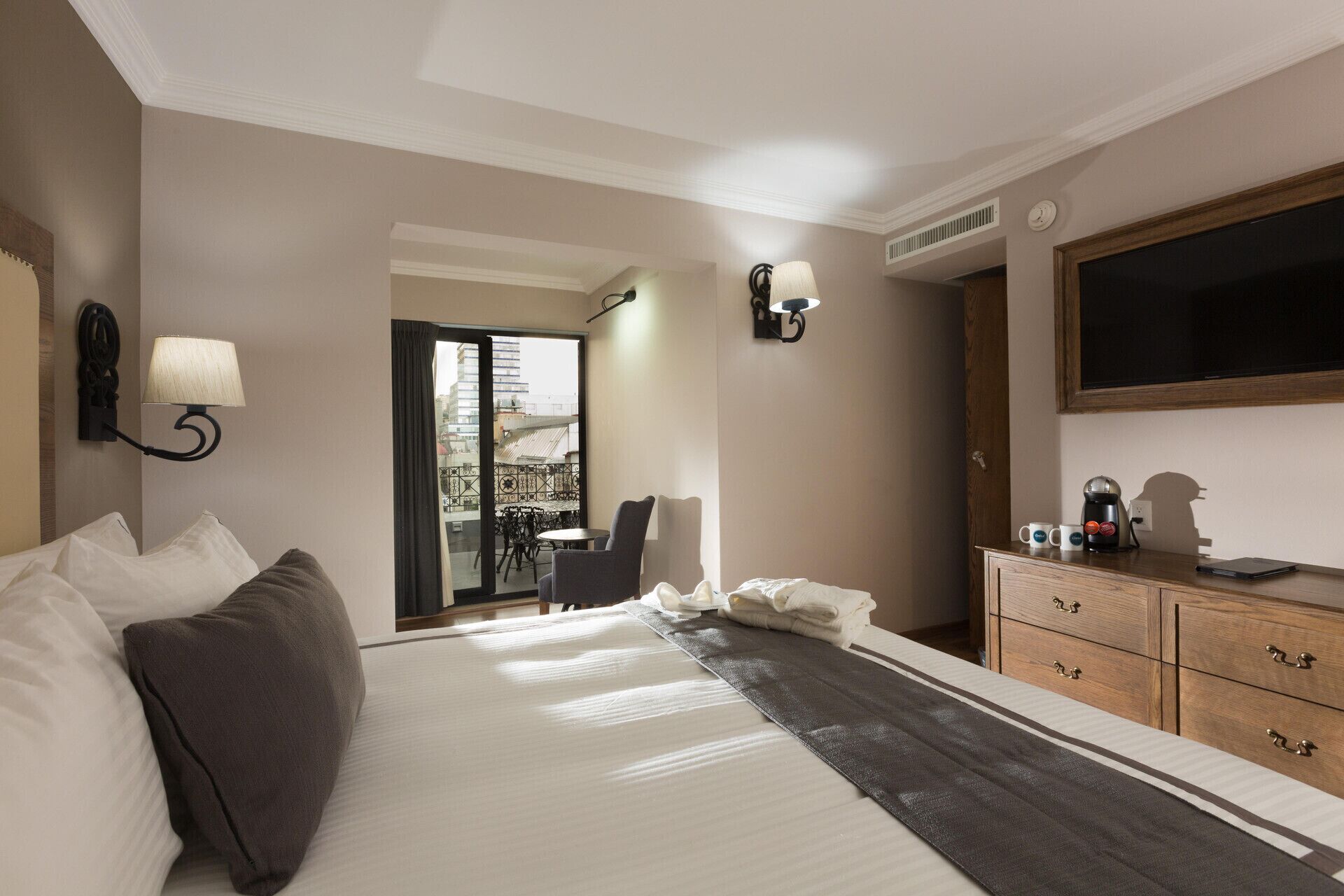 Premium bedding, down duvets, in-room safe, desk