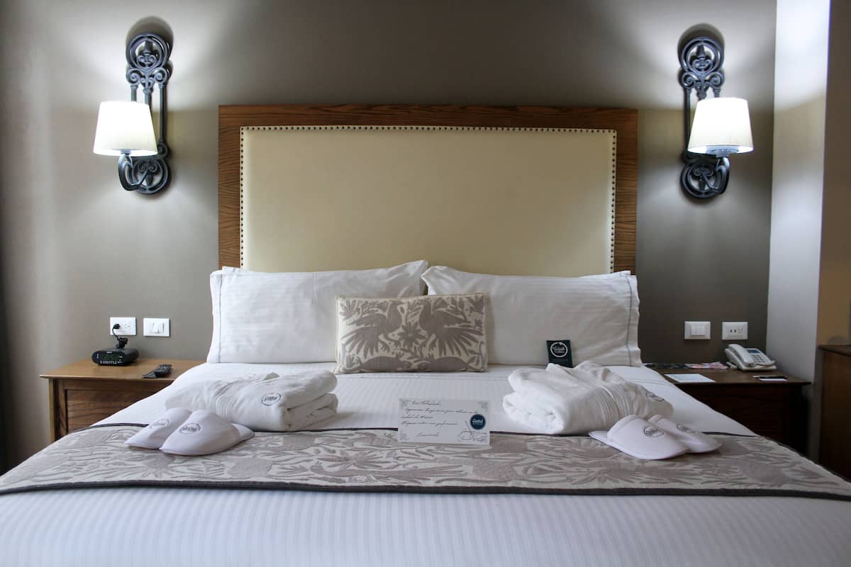 Literie de qualité supérieure, couette en duvet d'oie