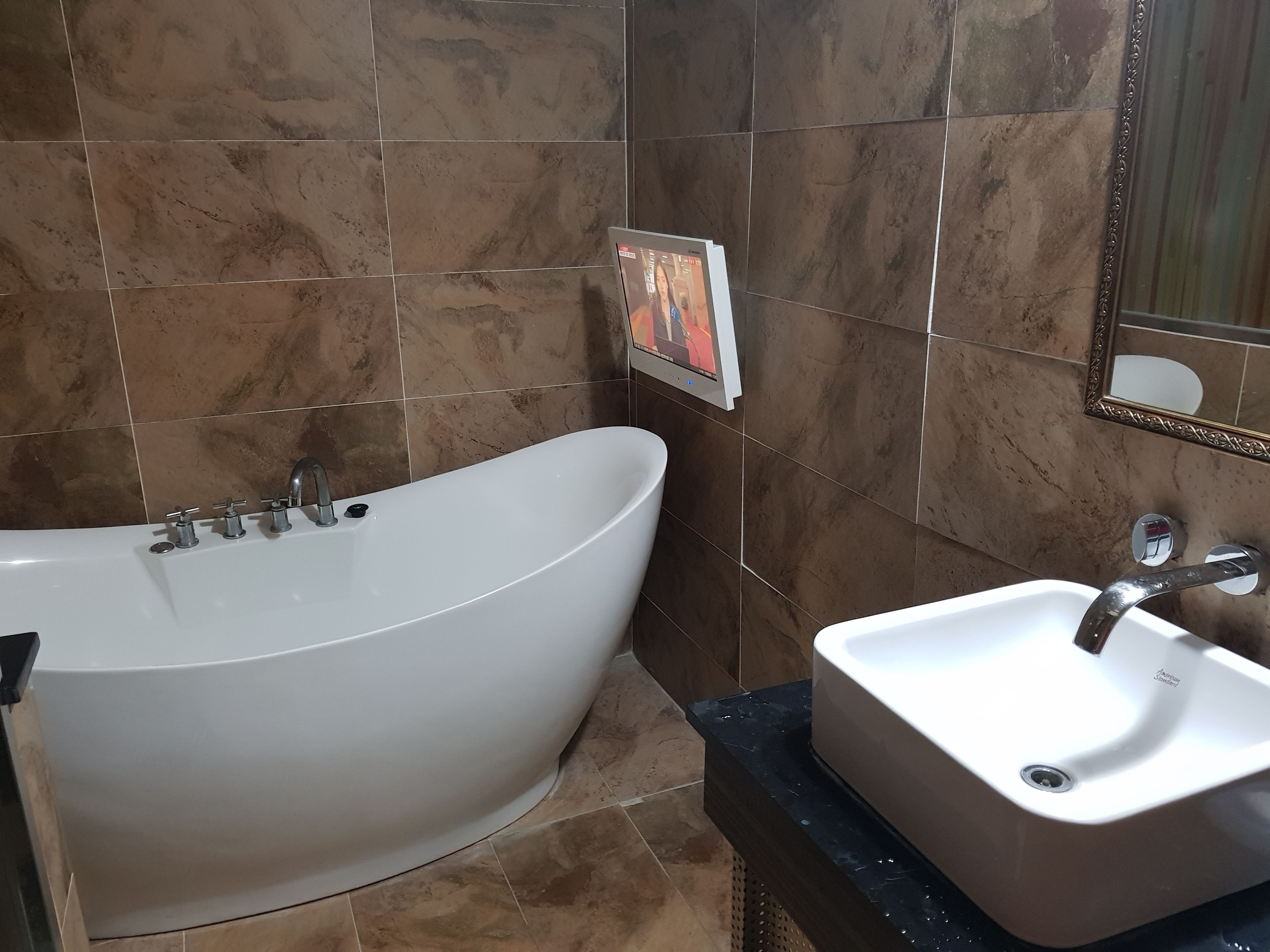 VIP Room (Base Occupancy is 2 pax, Extra Person Fee 10,000 KRW) | Eigener Whirlpool