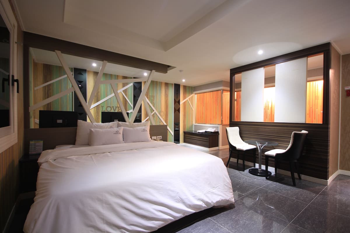 Superior Room (Base Occupancy is 2 pax, Extra Person Fee 10,000 KRW) | Vista desde la habitación