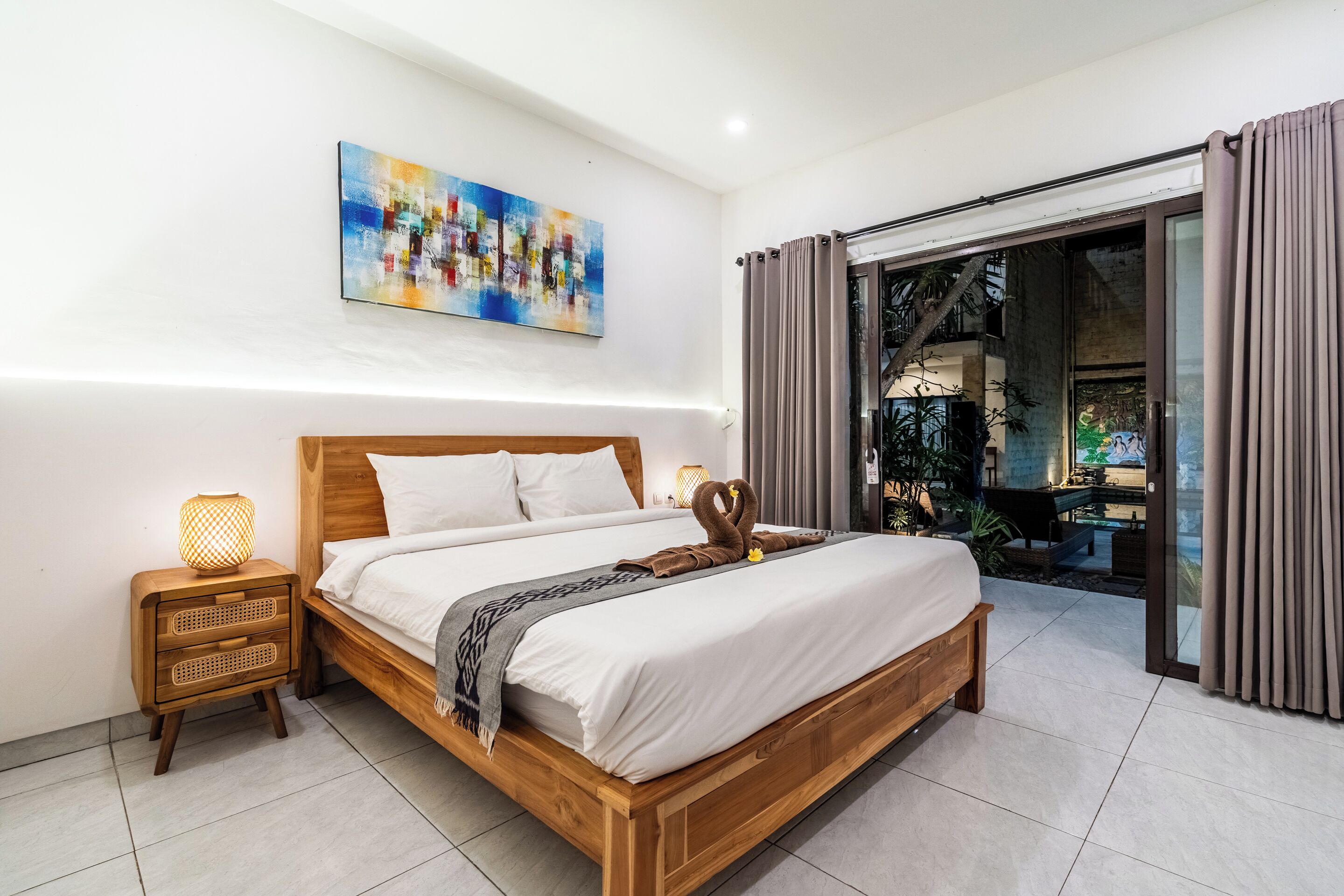 Deluxe Double Room, Pool View | Individually furnished, desk, blackout drapes, soundproofing