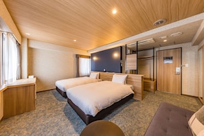 Desk, soundproofing, iron/ironing board, free WiFi - Fukuoka Toei Hotel (Fukuoka)