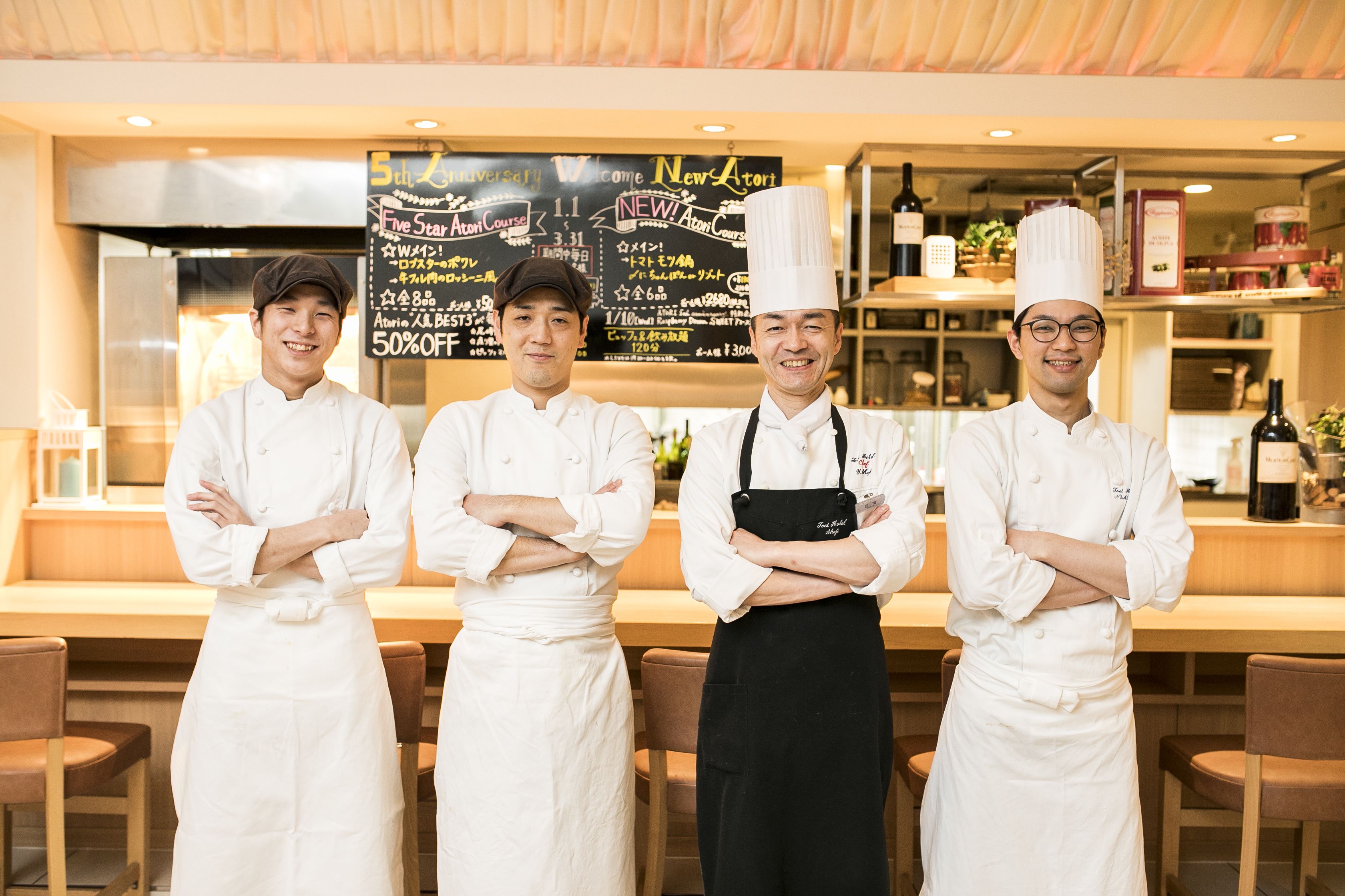 breakfast, lunch, dinner served; italian cuisine