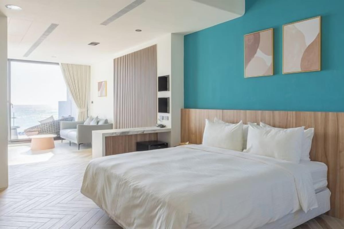 Soundproofing, WiFi (free)