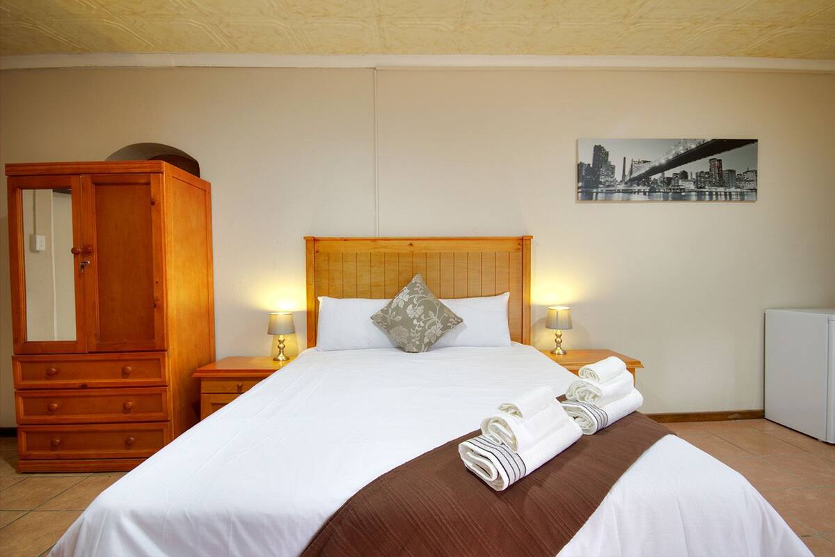Superior Queen Room