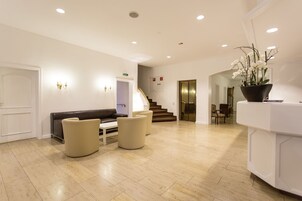 Sala de estar en el lobby