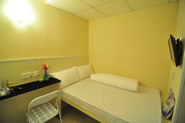 Kahden hengen huone | Työpöytä, silitysrauta/-lauta, ilmainen Wi-Fi