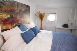 Blackout drapes, free WiFi, bed sheets - Hotel Restaurant Brasserie Ahoi, Kortrijk (Kortrijk)