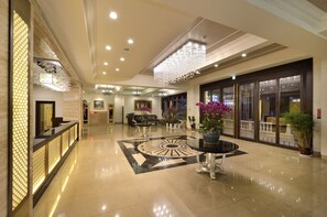 Lobby - Hotel Modern Puli (Puli)
