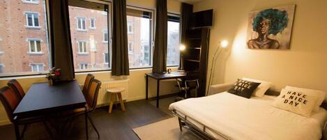 Superior Studio | Desk, soundproofing, iron/ironing board, cribs/infant beds