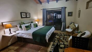 Double Room (Bachelor)