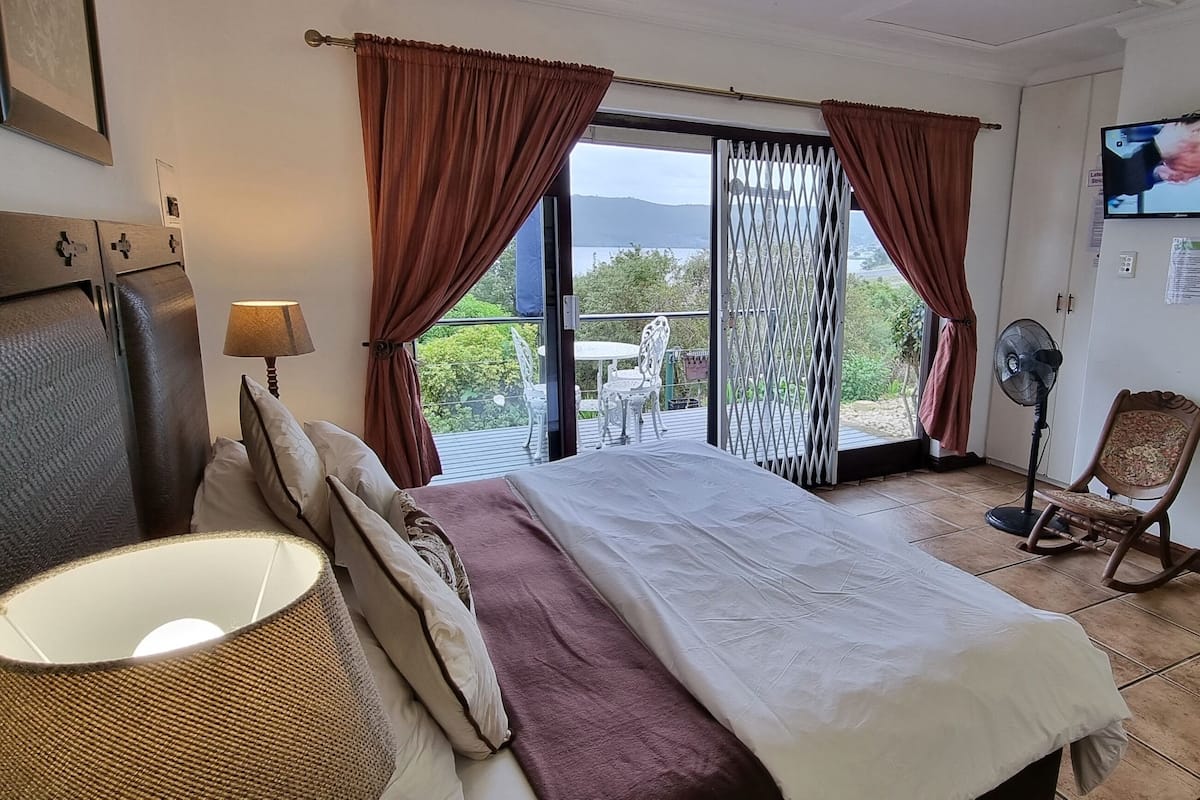 Chambre, vue lagon (Self-catering)