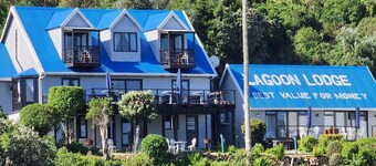 Lagoon Lodge