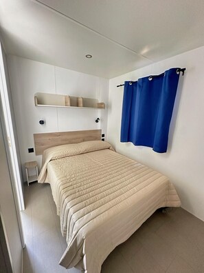 1 habitación y ropa de cama 