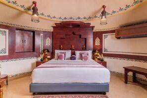 Ropa de cama de alta calidad y minibar 