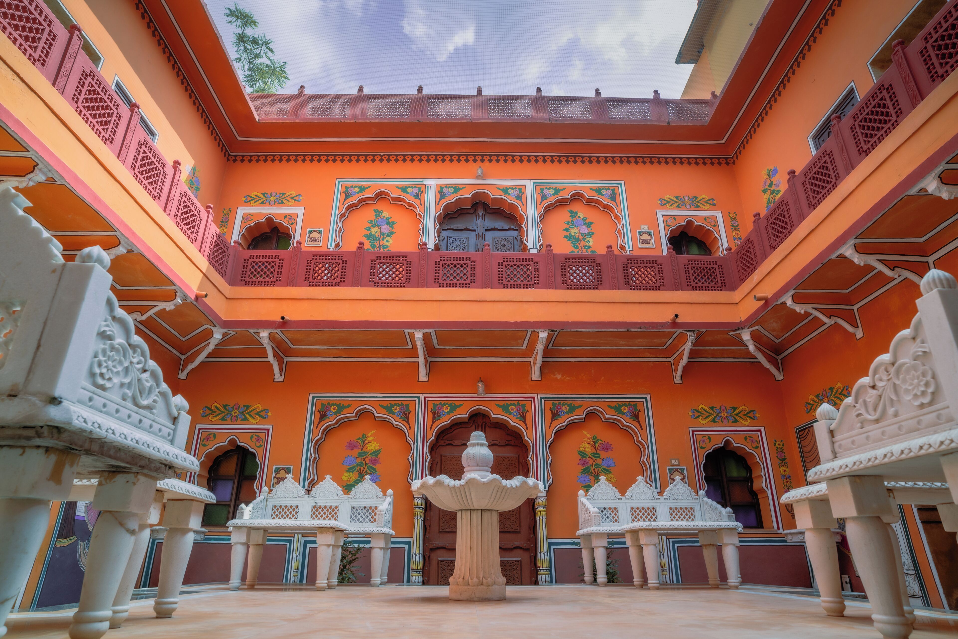 Haveli Suite | Premium bedding, minibar, in-room safe, desk