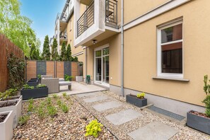 City Apartment, 1 Bedroom, Balcony (4 adults) | Garden view - Dom & House - Apartments Parkur (Sopot)