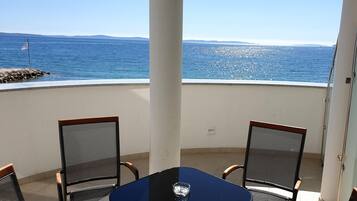 Chambre Quadruple Supérieure, 2 chambres, balcon, vue mer | Balcon