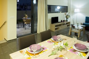 Apartment, Ground Floor | In-room dining - Campagna Mare (Kissamos)