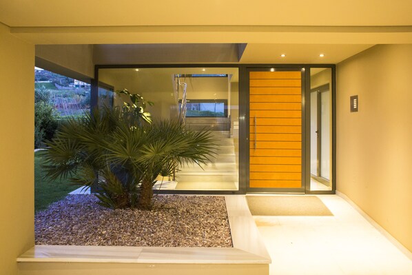 Entrada de la propiedad