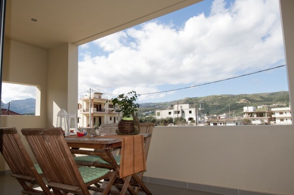 Apartment (Elegante Lucindo) | View from room