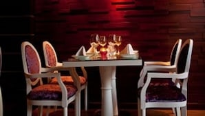 Bar (on property) - Bizu Hotel II (Ho Chi Minh City)