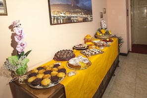 Buffet - Sicilia Etna Mare (Riposto)