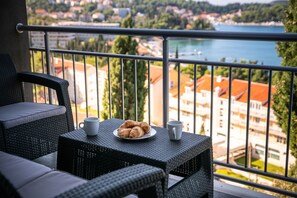 Deluxe-lejlighed - 1 soveværelse - balkon - havudsigt | Balkon